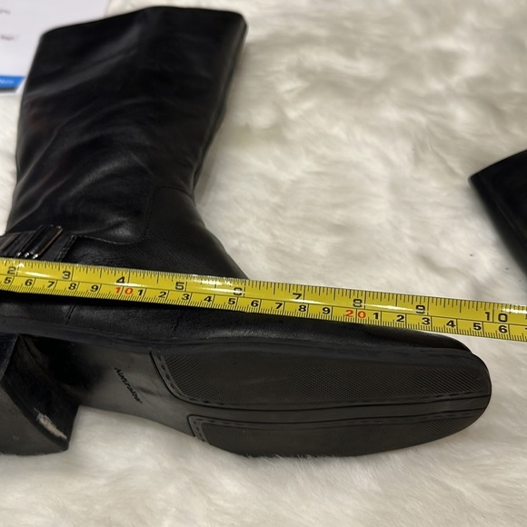 Naturalizer black leather boots size 8W - Picture 10 of 14